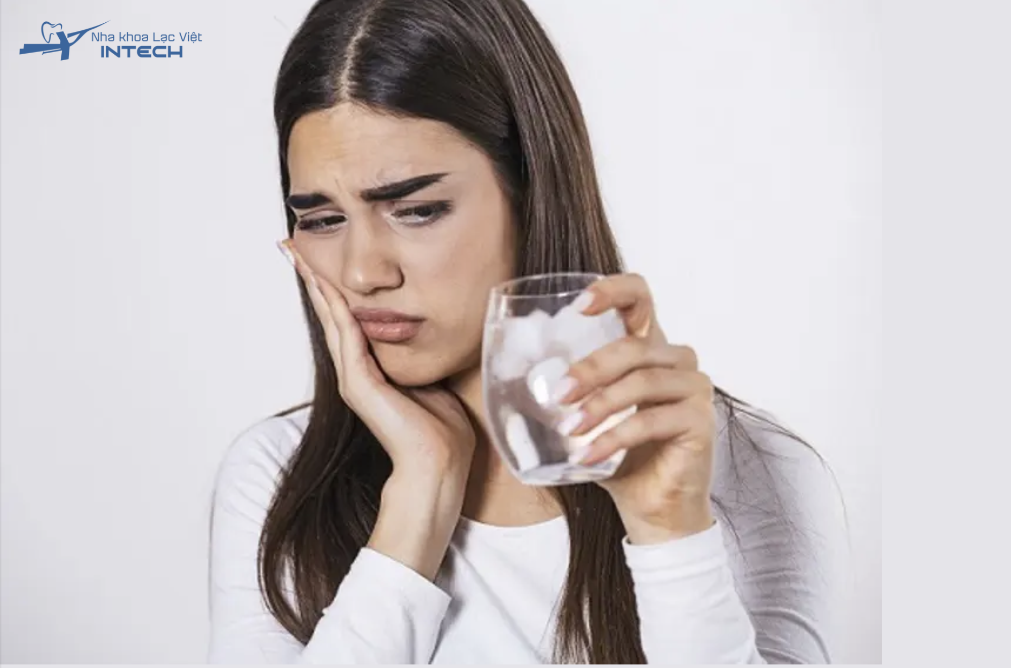 Tình trạng răng ê buốt gây ra không ít phiền toái và ảnh hưởng đến cuộc sống hàng ngày