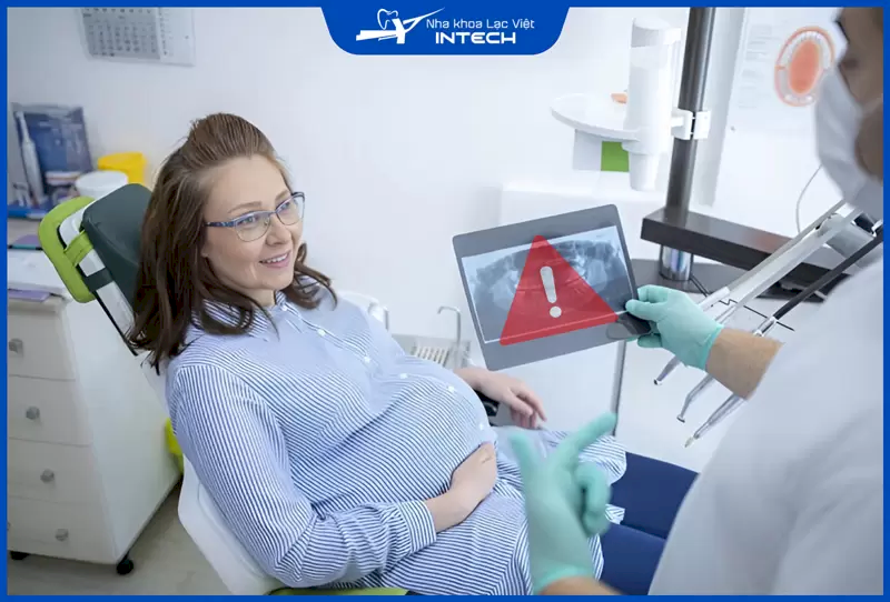 Phụ nữ mang thai và đang cho con bú không được chỉ định cấy ghép Implant