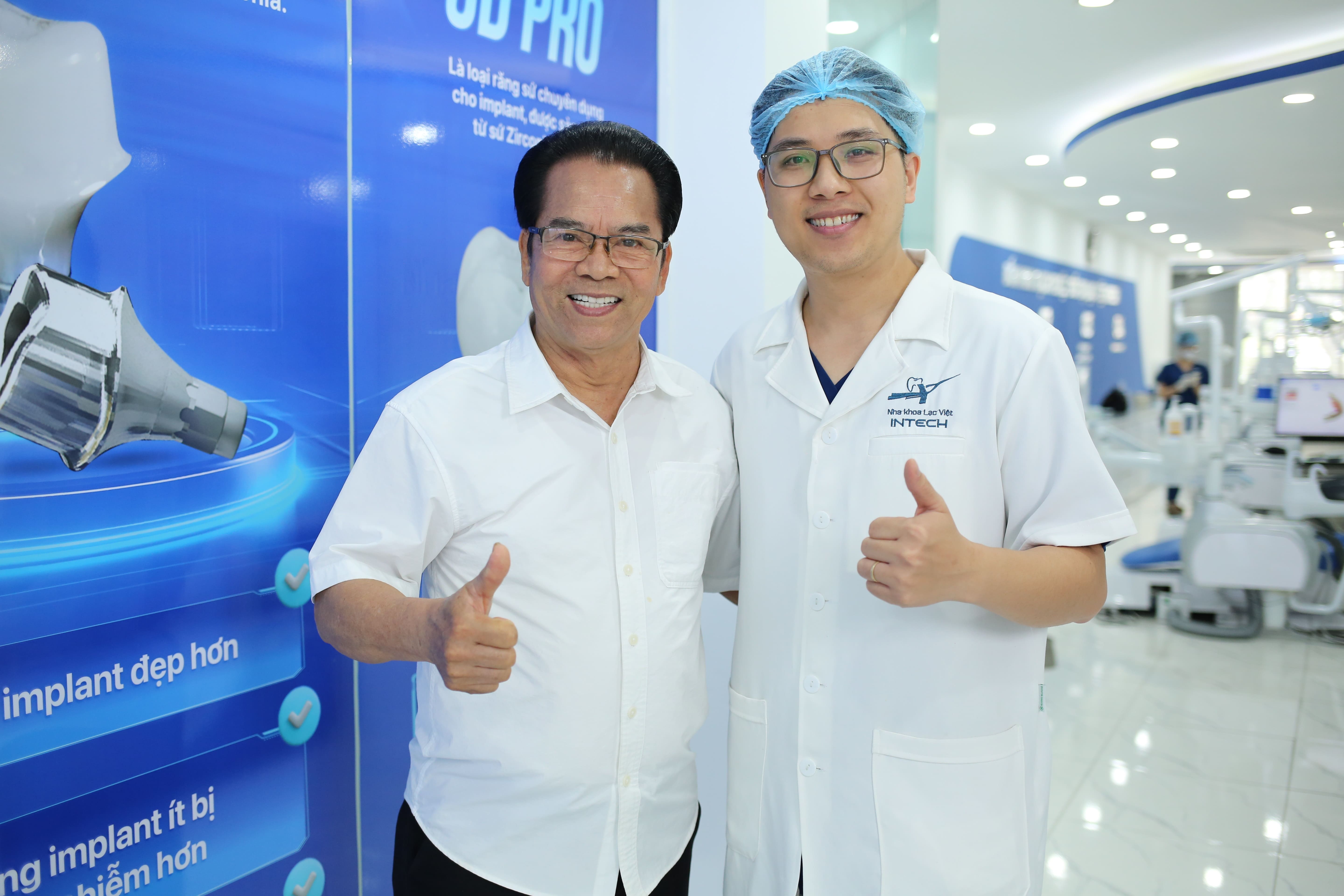 Nghệ sĩ Trần Nhượng đi trồng răng