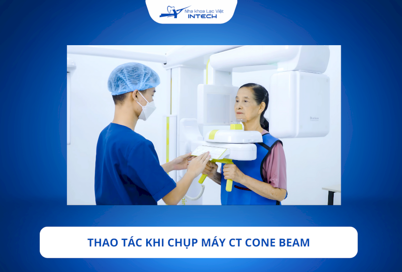 Mọi thao tác của cô chú/anh chị đều được bác sĩ hướng dẫn, đảm bảo sự chính xác trong quá trình thăm khám 