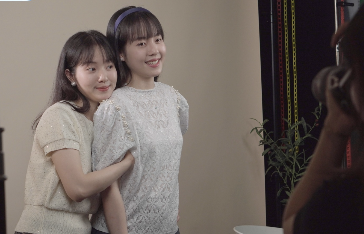 Trước và sau khi niềng - Sự khác biệt khó tin của 9X răng chen chúc khấp khểnh