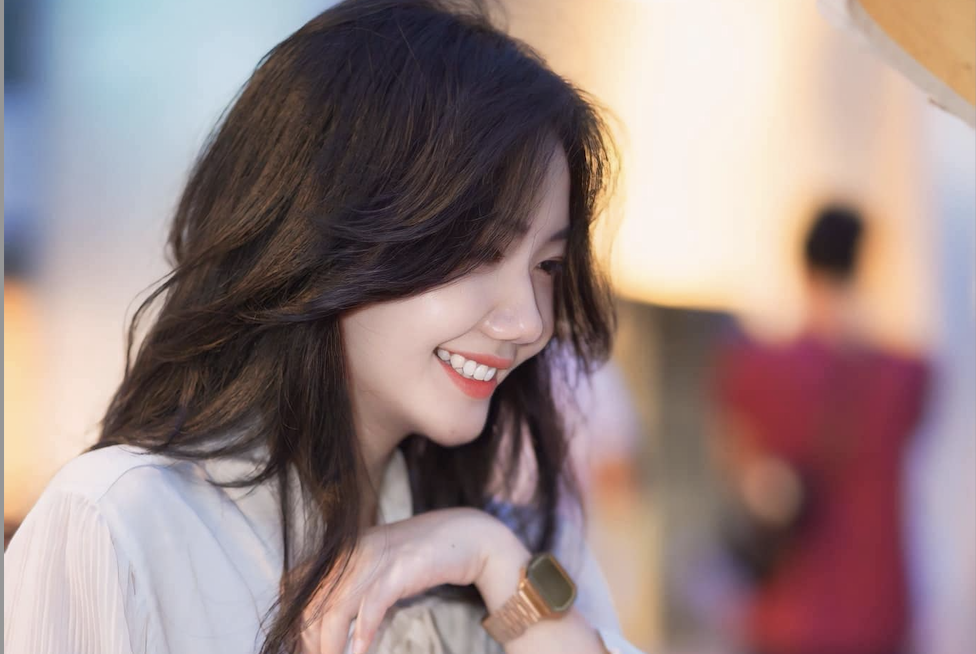 Chuyện của Liên "Từ Nụ Cười Quê Một Cục Đến Hành Trình Thay Đổi Ngoại Mục Nhờ Niềng Răng"