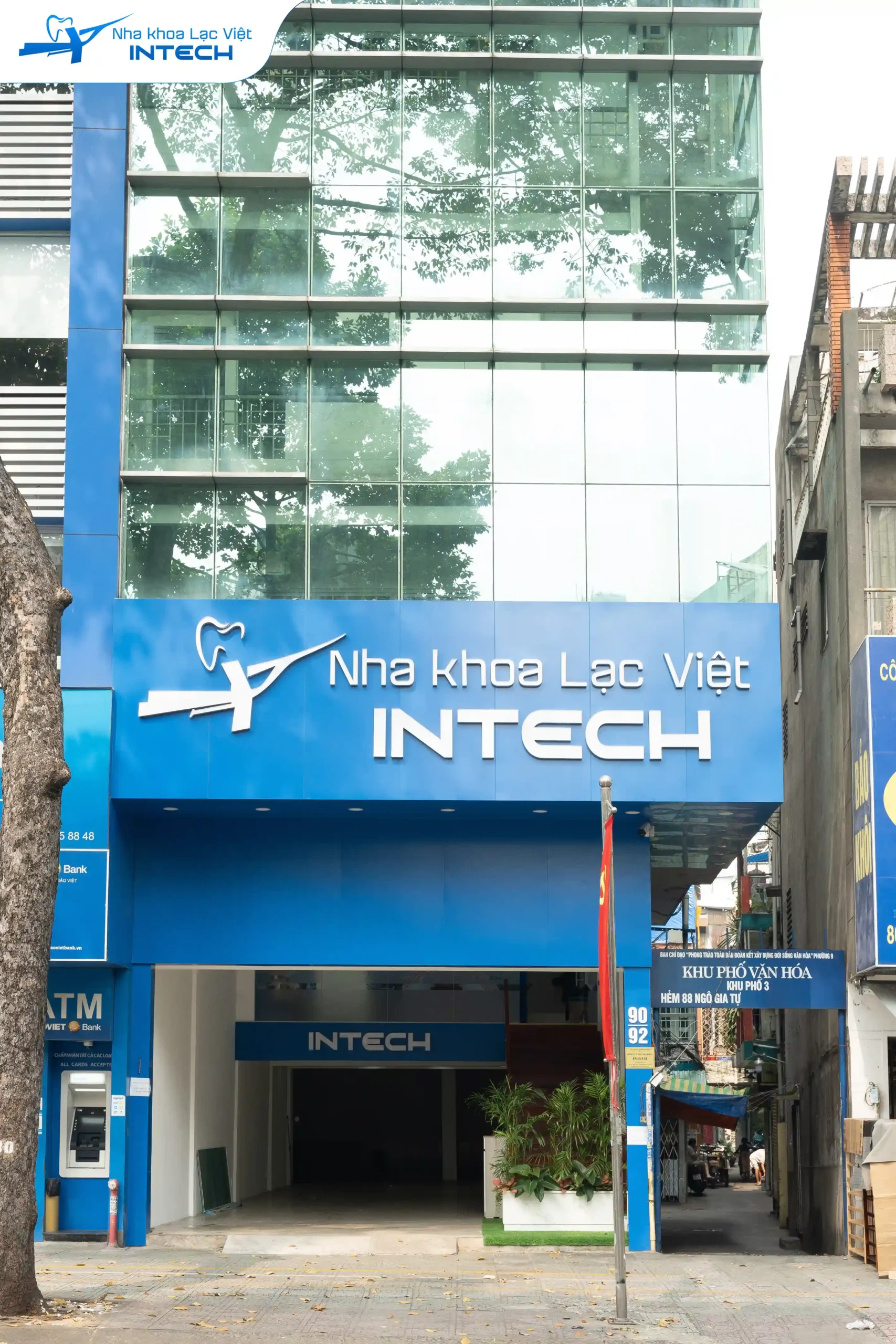 Nha khoa Lạc Việt Intech TP.HCM có tổng diện tích 700m2