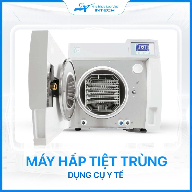 Máy hấp tiệt trùng giúp khử trùng hoàn toàn các dụng cụ y tế, đảm bảo ca cấy ghép diễn ra an toàn, tránh nguy cơ nhiễm trùng