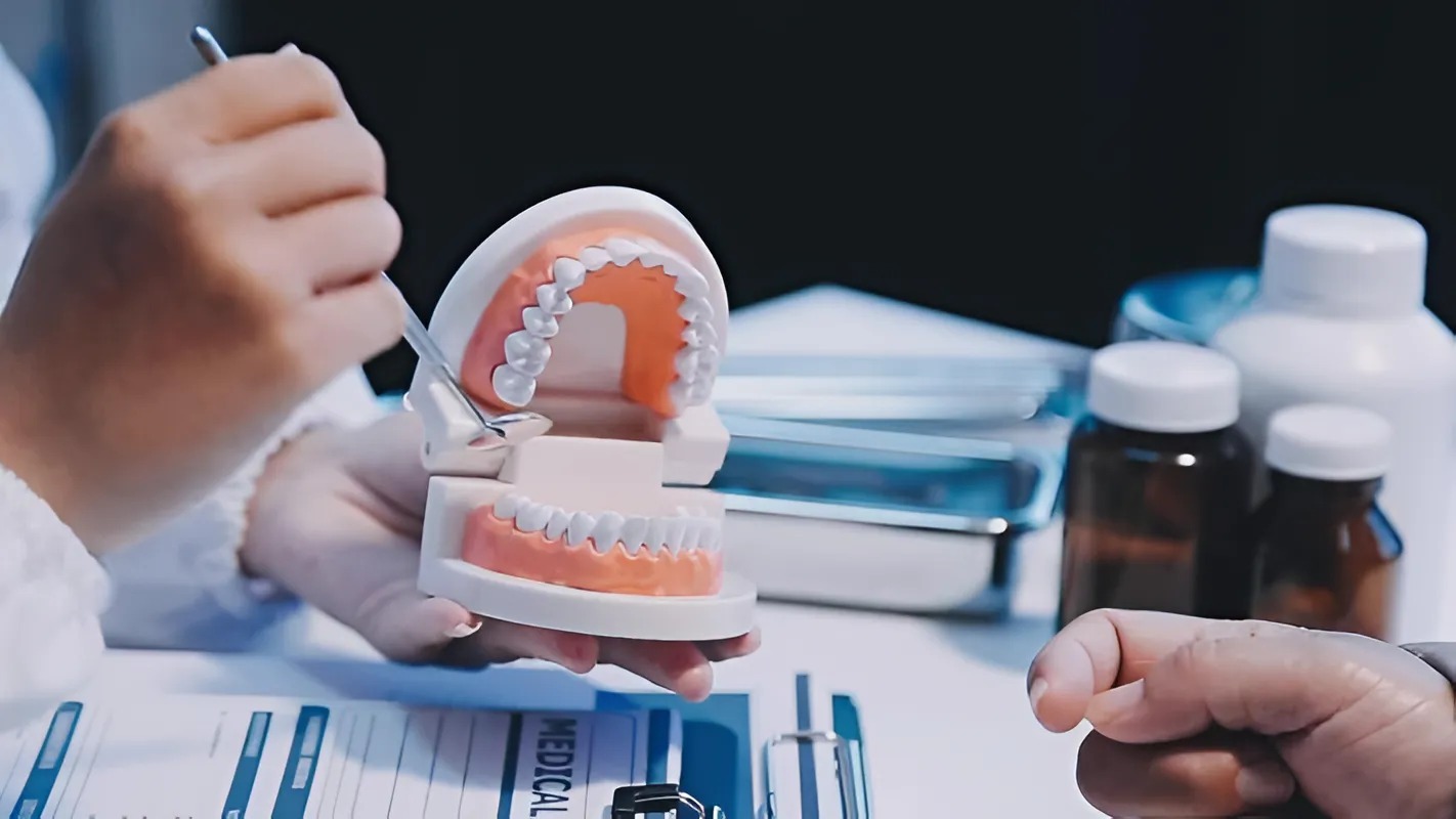 Bệnh viện Đa khoa Nam Liên Chiểu đảm bảo mang đến cho khách hàng trải nghiệm trồng răng Implant an toàn, sử dụng trang thiết bị hiện đại